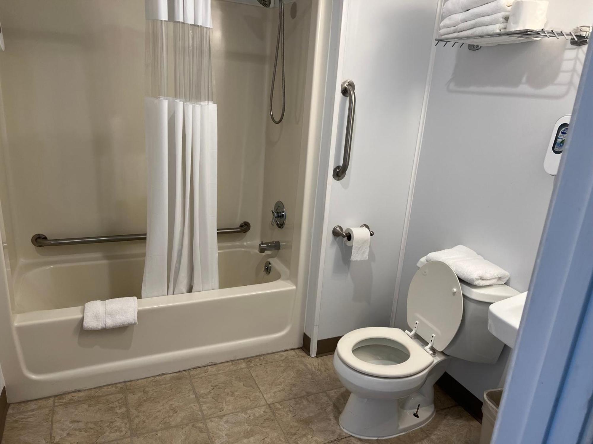 סיינט איגנס Cedar Hill Lodge מראה חיצוני תמונה